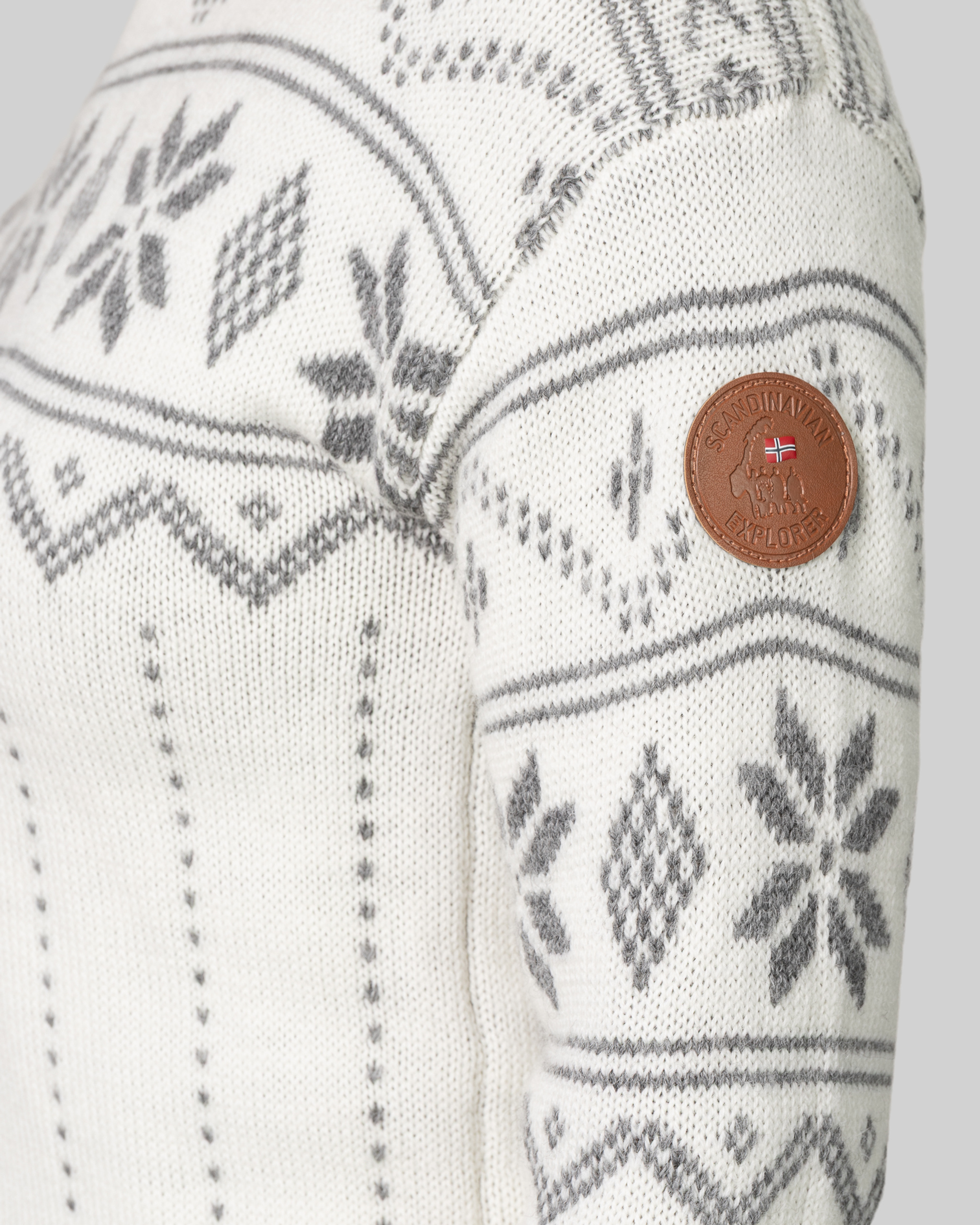 Round Neck Long Sleeve Waffle-Knit Sweater main image 1