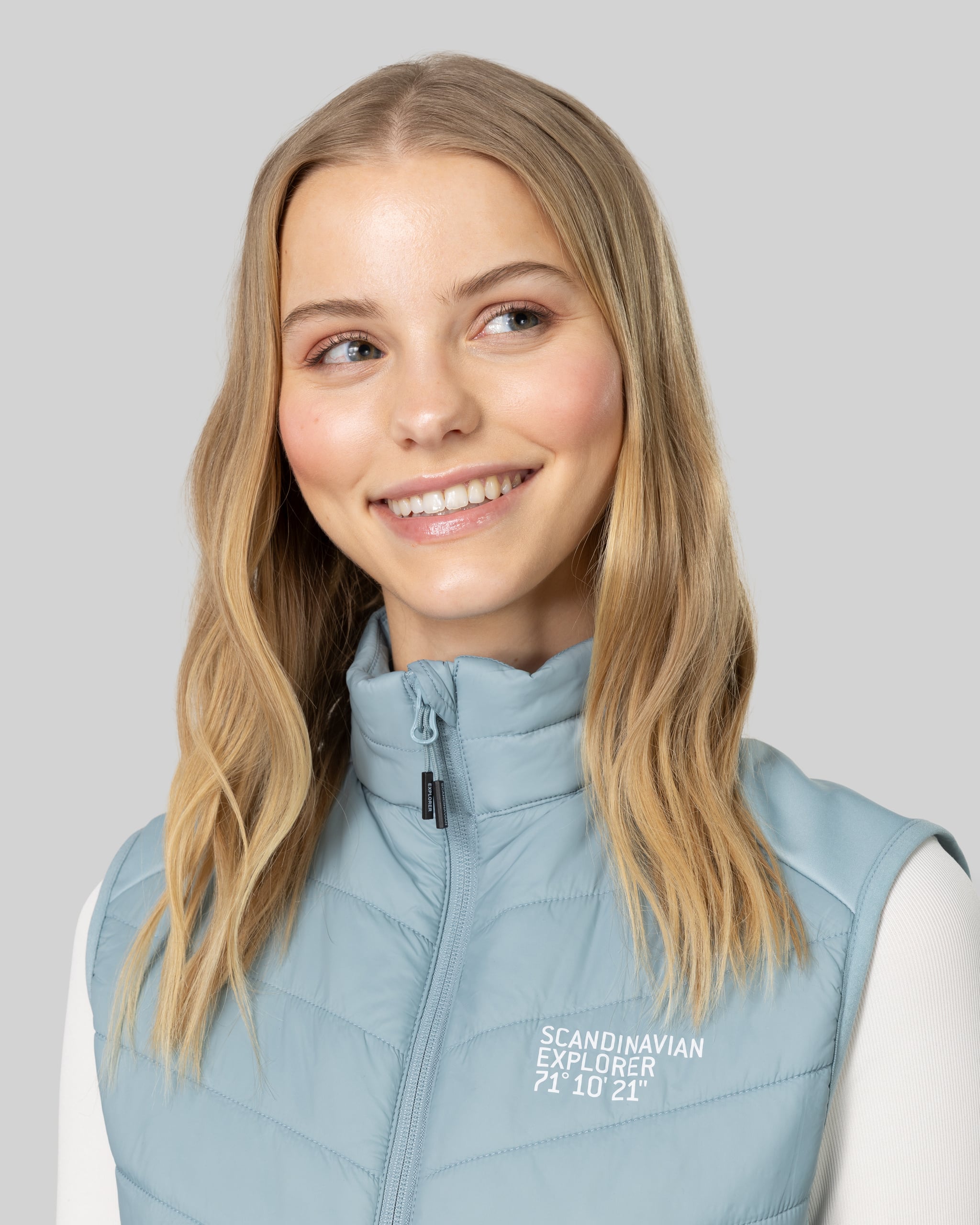 ☆希少美品☆BRIEFING WOMEN’S HYBRID DOWN VEST Women's Hybrid Vest